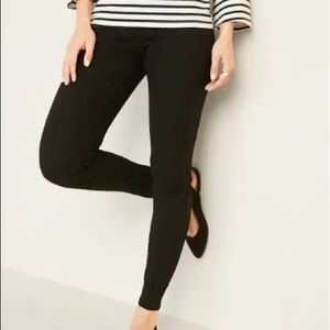 Super Skinny Black Pull-On Jeggings old navy